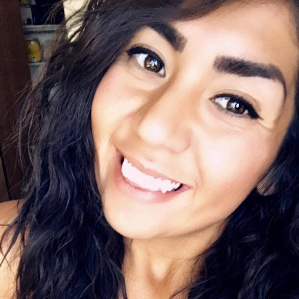 Meet your Posher, Yadi